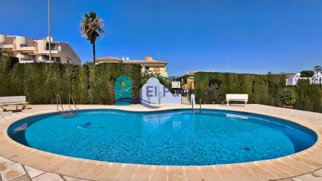 ÁTICO REFORMADO CON GRAN SOLÁRIUM Y VISTAS AL MAR – REF 1723 — 36