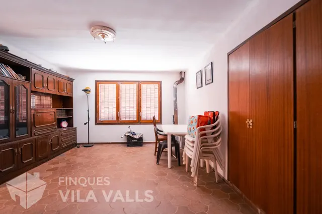 Casa con gran jardín en la naturaleza — 26