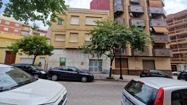 EDIFICIO DE 497M2 CON PB + 2 ALTURAS+TERRAZA — 3