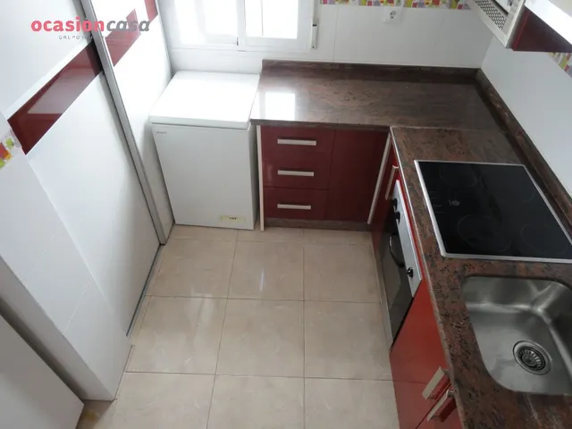 ESTUPENDO PISO REFORMADO ACONDICIONADO PARA ESTUDIANTES, ZONA PLAZA DE TOROS. — 6