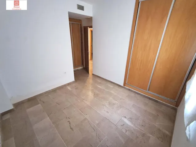 MONTIJO, ALQUILER PISO SIN AMUEBLAR, COCINA AMUEBLADA Y EQUIPADA, CON ASCENSOR, GARAJE Y TRASTERO, LUMMINO — 15