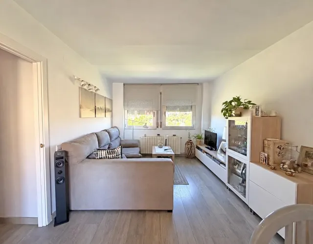 Fantástico Piso en Venta Junto al Parc de Can Gambús — 4