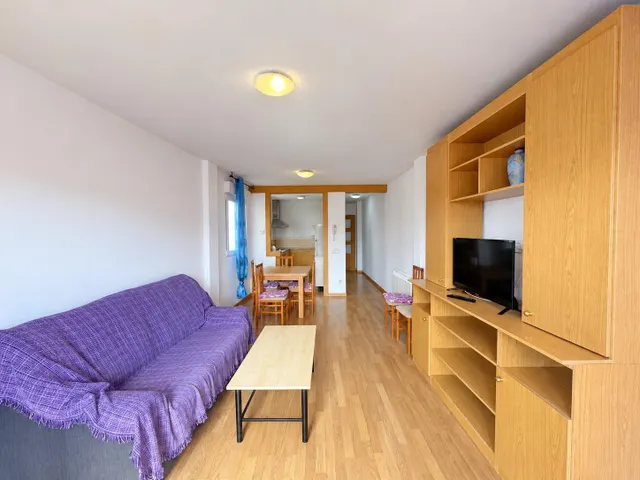 Amplio piso con 3 dormitorios, terraza y excelentes vistas en Las Navas del Marqués — 14