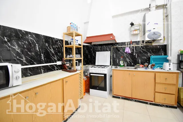 ¡CENTRO DE GANDIA! BAJO MUY AMPLIO CON TERRAZA Y TRASTERO — 39
