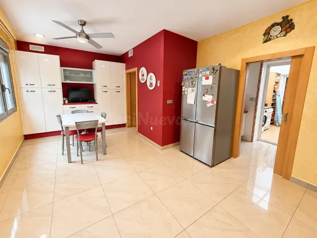 ESPECTACULAR CHALET DE 277 M2 DE VIVIENDA Y 225 M2 DE GARAJE - foto 4