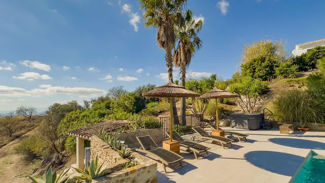 Finca rústica 13 habitaciones 999m² en venta - South of spain — 26