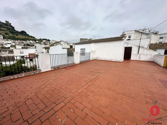 GRAN CASA JUNTO AL AYUNTAMIENTO DE ALMODÓVAR DEL RÍO - VISTAS AL CASTILLO — 7