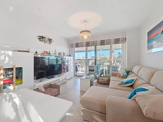 Apartamento moderno de 3 dormitorios con vistas al mar en Cé - foto 5