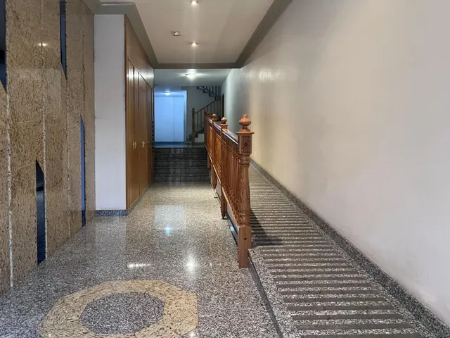 PRIMERO CON DOS SUPER PATIOS — 24