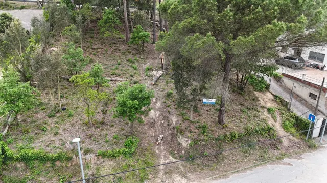 � PARCELA URBANA DE 754 m2 EN LLORET DE MAR – IDEAL VIVIENDA - foto 3