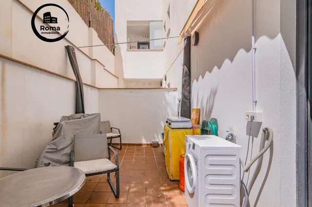 Precioso duplex moderno con patio — 33