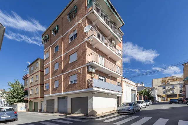Magnífico piso ideal para invertir o para vivir sin vecinos y con vistas despejadas. — 24