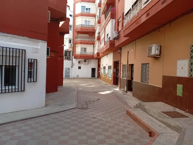 Activo Inmobiliario Sin Posesión. Vivienda de 89 m2 en Algec - foto 2