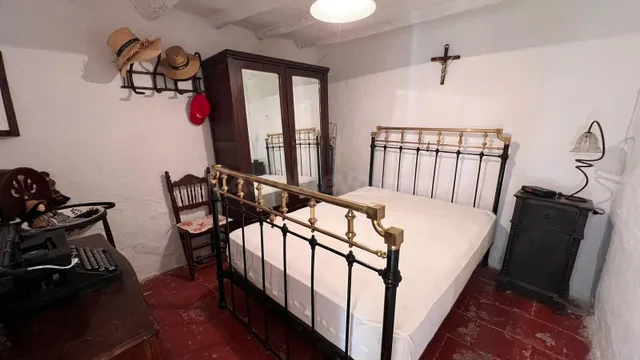 Casa de pueblo amueblada en calle peatonal céntrica — 5