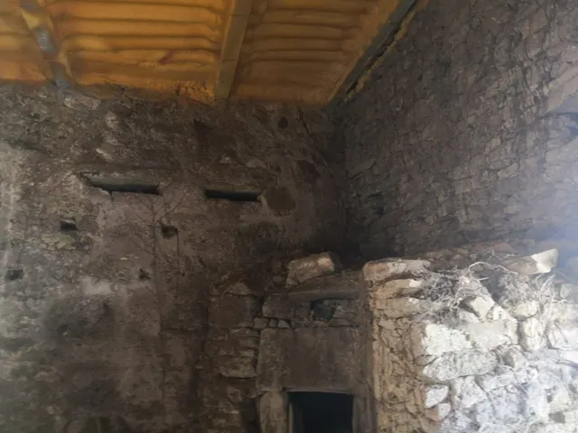 Conjunto de viviendas semirestauradas en Baio — 12