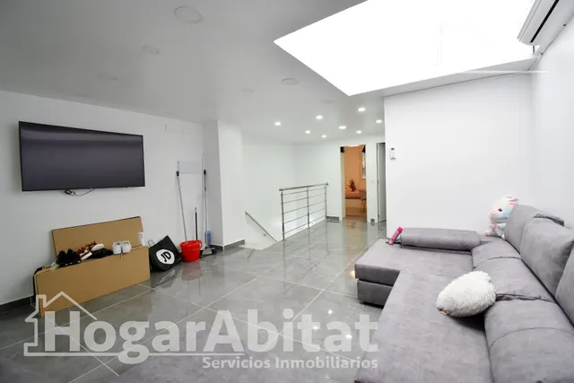 CASA REFORMADA Y MUY BONITA CON TRASTERO Y TERRAZA — 31