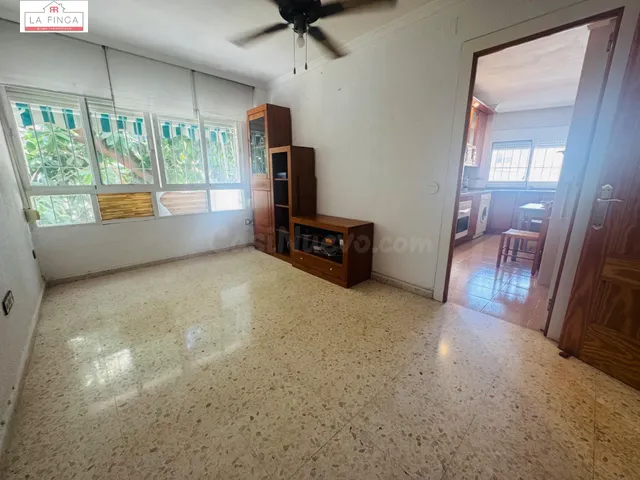 Vivienda de 1 dormitorio cerca del centro - foto 5