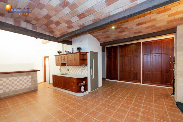 Casa exclusiva junto a Acera del Darro. Pleno centro de Granada. Seminueva y con ascensor propio — 45