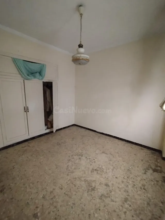OPORTUNIDAD DE CASA EN CALLE OSUNA ! - foto 4