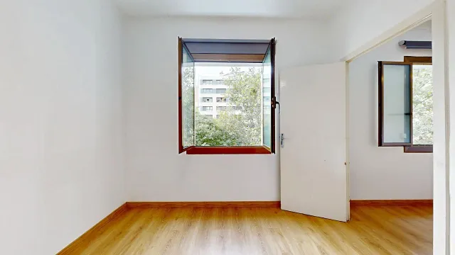 LUZ, SOL Y VISTAS DESPEJADAS EN UNA VIVIENDA EXTERIOR JUNTO A POBLENOU Y DIAGONAL MAR — 48