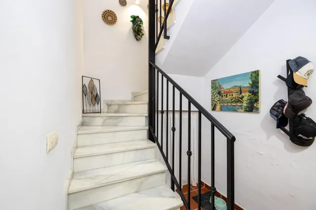 Maravillosa casa  a pocos minutos  andando  al  centro de La Zubia — 48