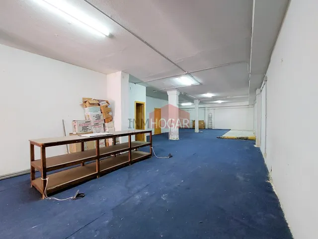 LOCAL COMERCIAL EN ÁVILA, CALLE CUARTEL DE LA MONTAÑA - foto 4