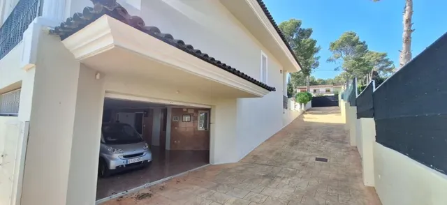 CHALET EXCLUSIVO CON GRAN PARCELA, PRIVACIDAD Y ACABADOS DE LUJO. — 18