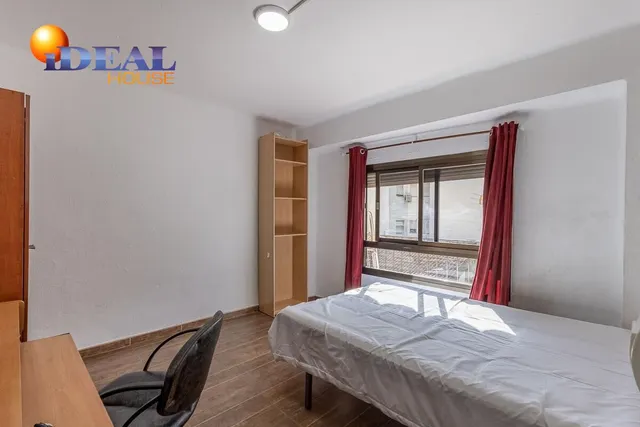 PISO JUNTO AVENIDA DE ANDALUCIA (Sin ascensor) — 9