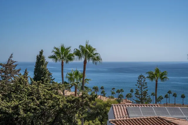 Preciosa casa en Estepona (Málaga) con maravillosas vistas al mar — 45