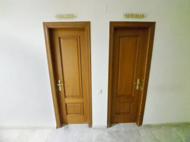 oficina en venta situada en la plaza mayor de El Ejido — 17
