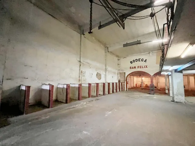 Nave industrial 1533m² en venta - Cazoña-Albericia-Alisal - foto 2