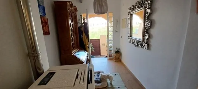 Amplio adosado totalmente reformado con Apartamento independiente. — 6