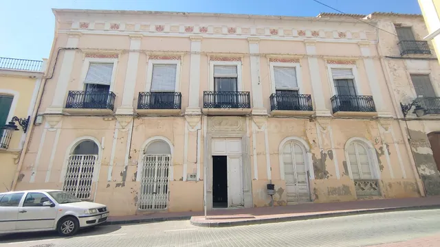 Majestuosa casa señorial para reformar en el centro históric