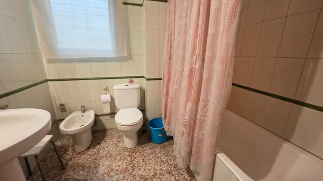 Casa de 249 m2 con dos plantas independientes y terraza de 150 m2, entre el auditorio y el parque central de Paterna — 33