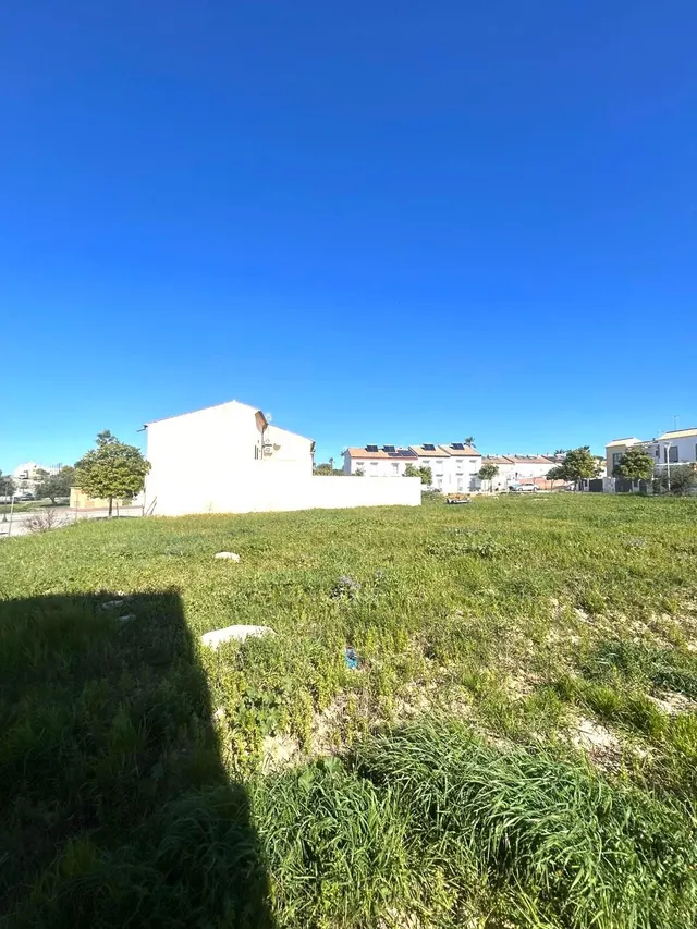 Venta de solares urbanos en Gerena (Sevilla) - foto 2