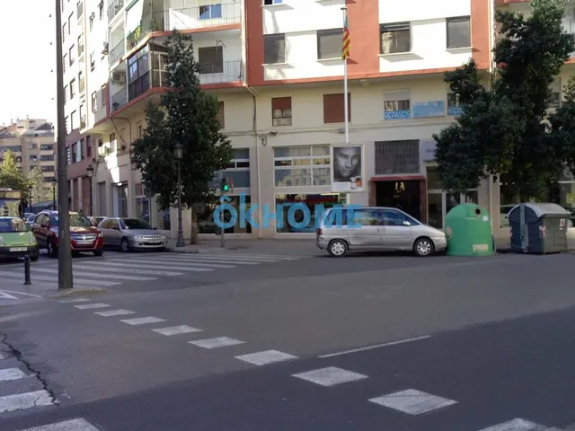 Local comercial 1600m² en venta - Nou Moles - foto 4