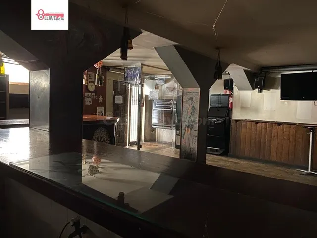 En Burgos. Venta del Pub El baúl de la Piquer - foto 5