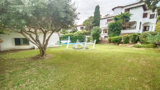 Sensacional villa en Rocafort. / HH Asesores, Inmobiliaria en Burjassot/ — 38
