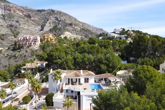 Villa 4 habitaciones 400m² en venta - Altea la Vella — 4