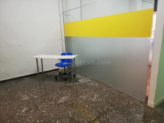 Amplio Local Comercial en VENTA en El Botanic, Valencia - foto 2