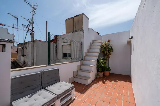 VENTA PISO CON TERRAZA — 34