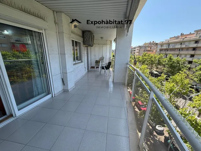 APARTAMENTO CON PISCINA EN PLAZA EUROPA, SALOU! — 12