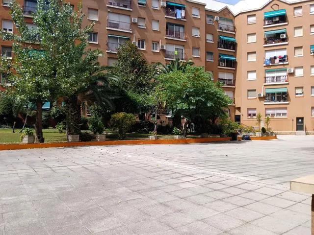 Planta baja práctica y accesible con parking y trastero — 40