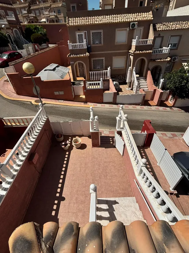 ESPECTACULAR BUNGALOW CON SOLÁRIUM PRIVADO Y VISTAS INCREÍBLES | GRAN ALACANT — 32