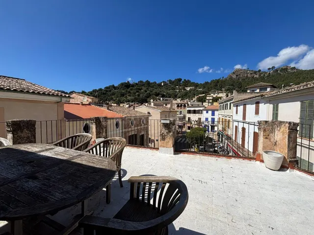 Casa señorial con algunas reformas pendientes - foto 2