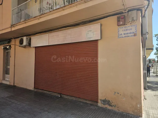 Local esquinero en venta en Malgrat de Mar - foto 4
