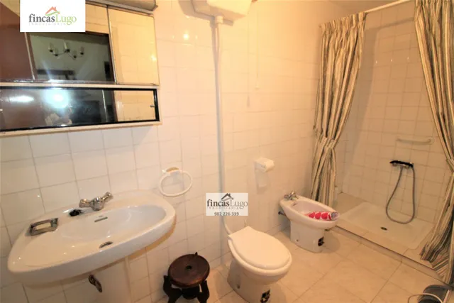2 CASAS DE PIEDRA EN O CORGO — 43