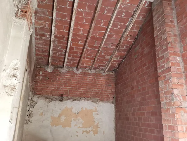 Casa con infinitas posibilidades en el centro de  ciudad — 11