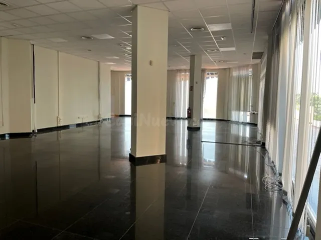 Negocio 460m² en venta - Marbella - foto 2