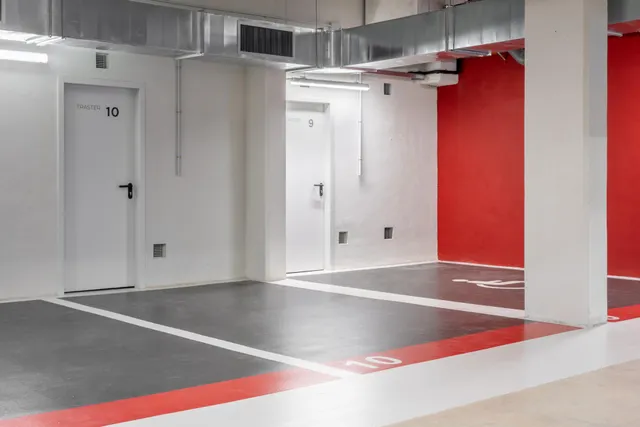 Parking 25m² en alquiler - Zona Avinguda Barcelona — 38